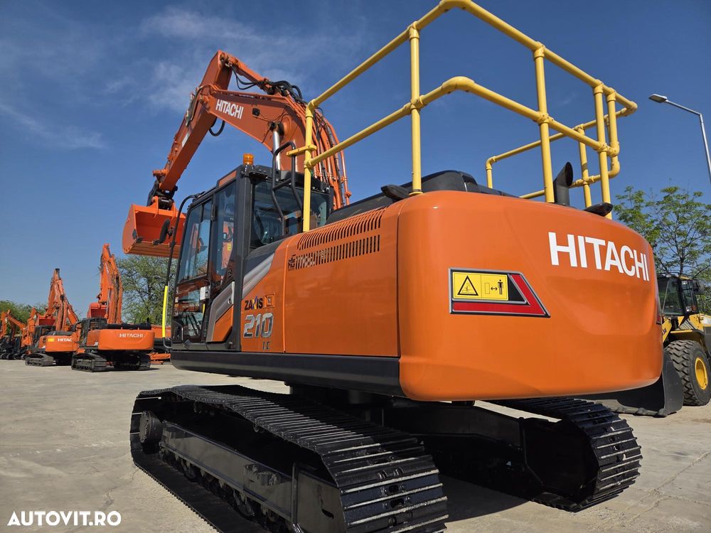 Hitachi ZX210LC-7, 2023, 3.088h, CUPLA RAPIDA, cupa NOUA 1,3mc, Masa operationala 23,4 tone, 3 camere, ad sapare 7m, 3 pompe hidr HITACHI, antifurt, ISUZU, ridica 13t, lant 90% ok, consum 12l/h, posibilitatea leasing 4 ani, CA NOU-PROMOTIE 109.900 Eur+Tva - 2