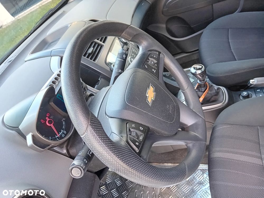 Chevrolet Aveo 1.2 LT+ - 15
