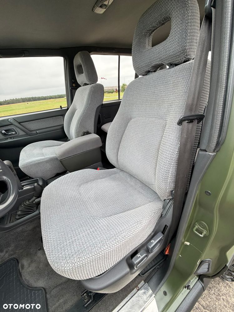 Mitsubishi Pajero - 17
