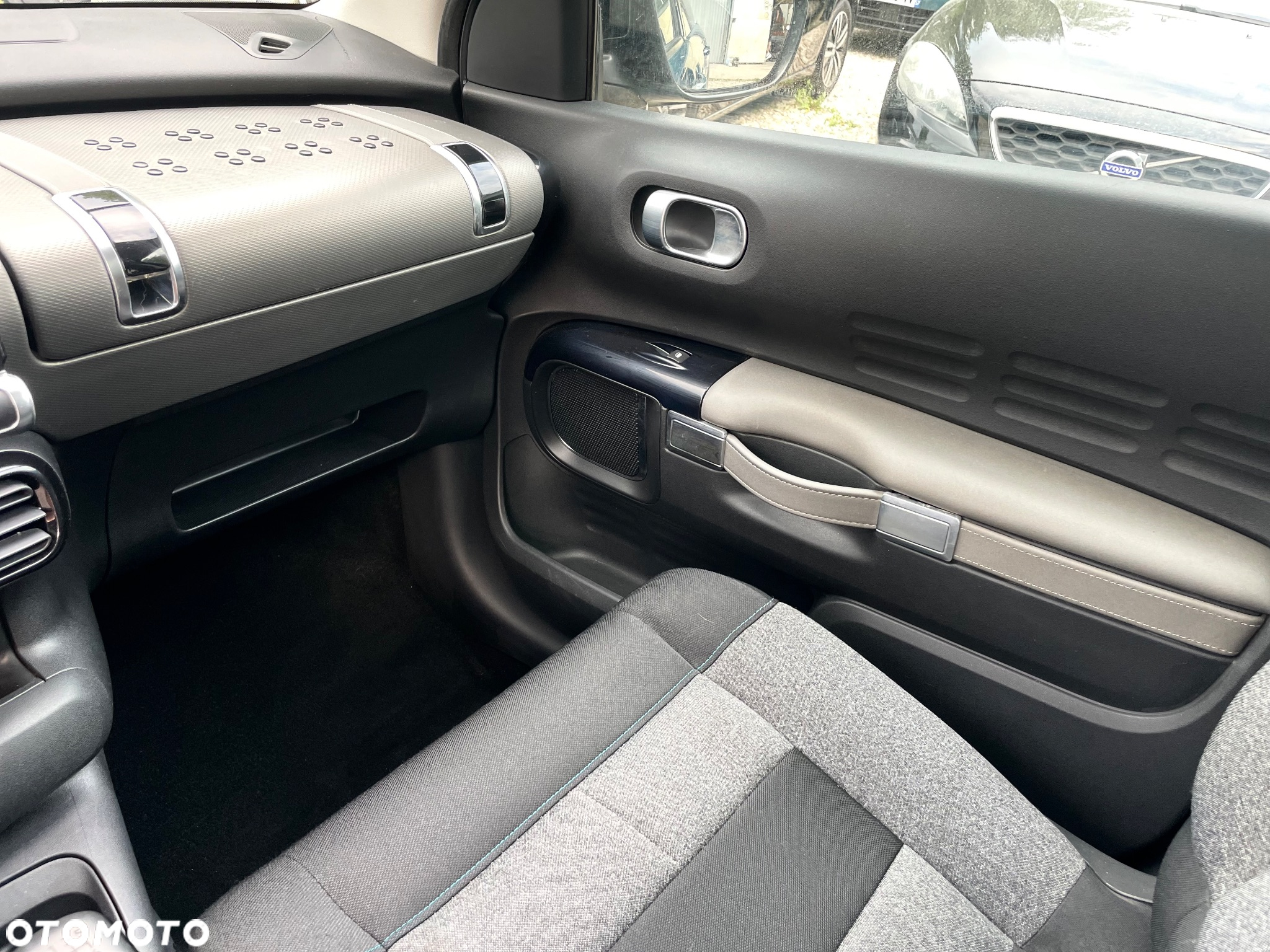 Citroën C4 Cactus 1.2 PureTech Feel S&S - 12