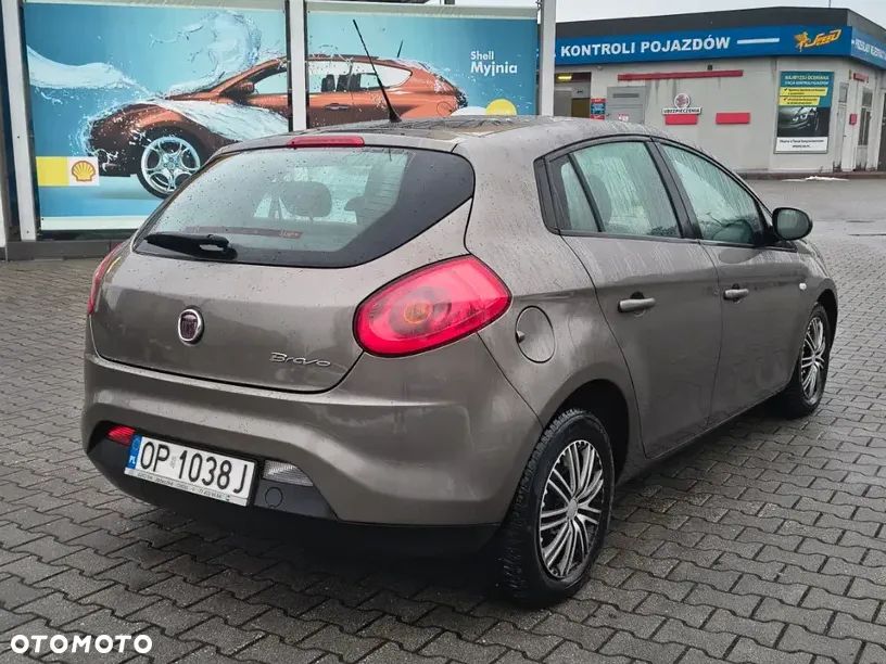 Fiat Bravo 1.9 Multijet Estiva Blue&Me - 4