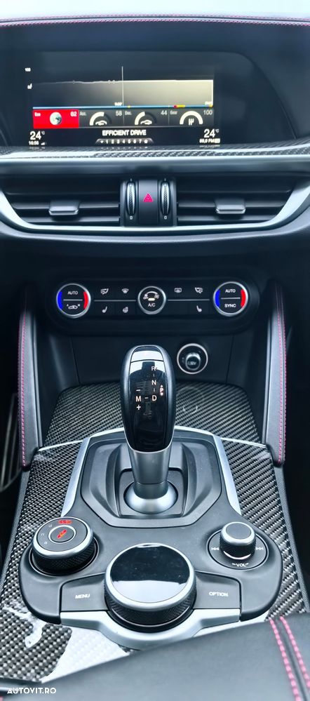 Alfa Romeo Stelvio 2.9 V6 Turbo AWD AT8 Quadrifoglio - 17