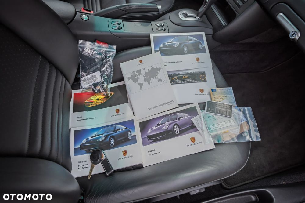 Porsche 911 - 16