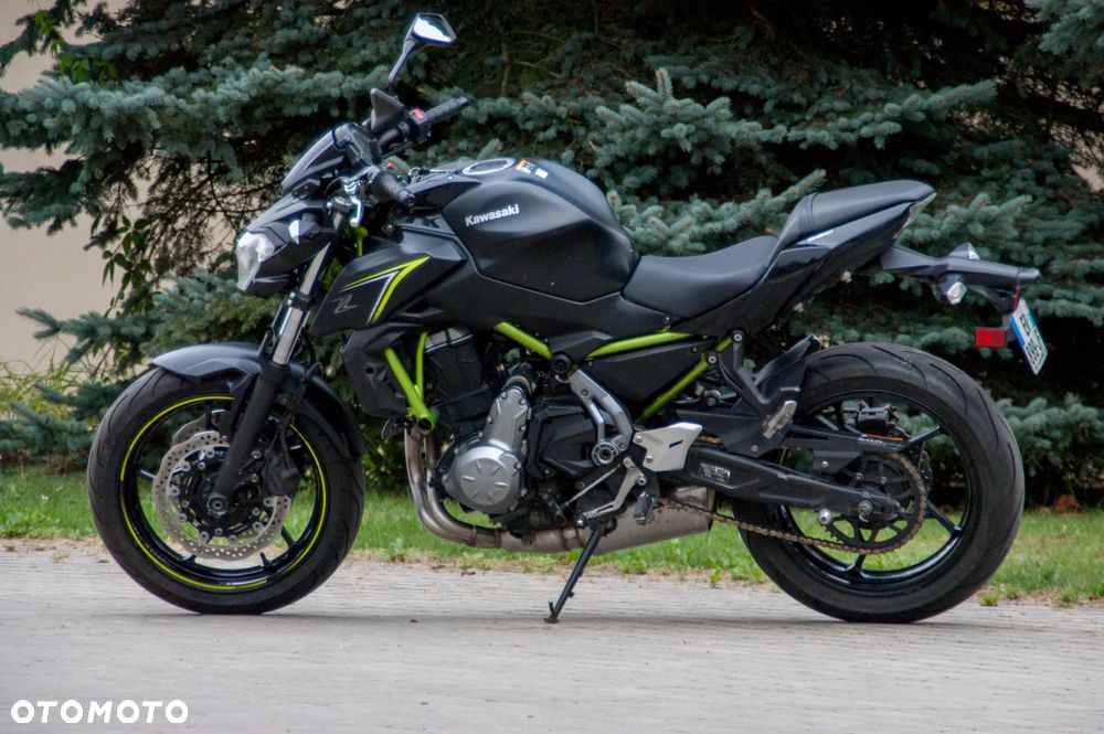 Kawasaki Z 650 - 10