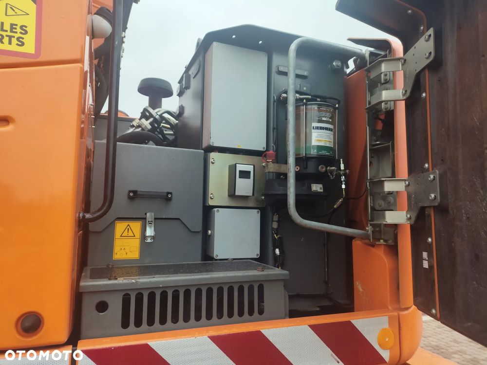 Liebherr Liebherr A 918 COMPACT / BEZ DPF I ADBLUE / SPROWADZONA / KOPARKA KOŁOWA / 10 000 MTG / KOMPLET ŁYŻEK / - 15