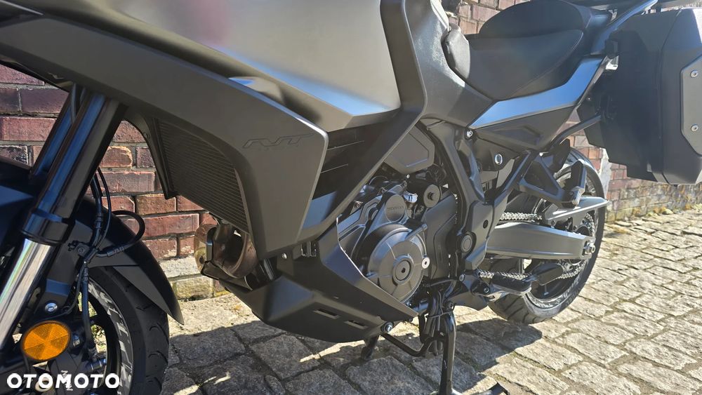 Honda NT - 7