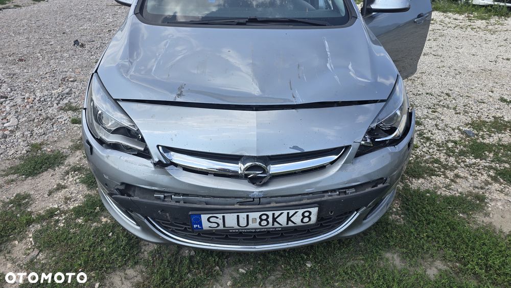Opel Astra 2.0 CDTI Cosmo S&S - 26