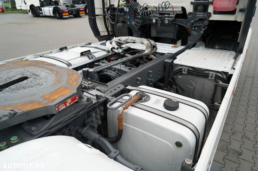 Scania R 520 / V8 / SISTEM HIDRAULIC / RETARDER / I-PARK COOL / FULL AIRMATIC / EURO 6 - 17