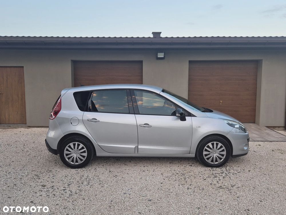 Renault Scenic 2.0 16V 140 CVT Luxe - 12