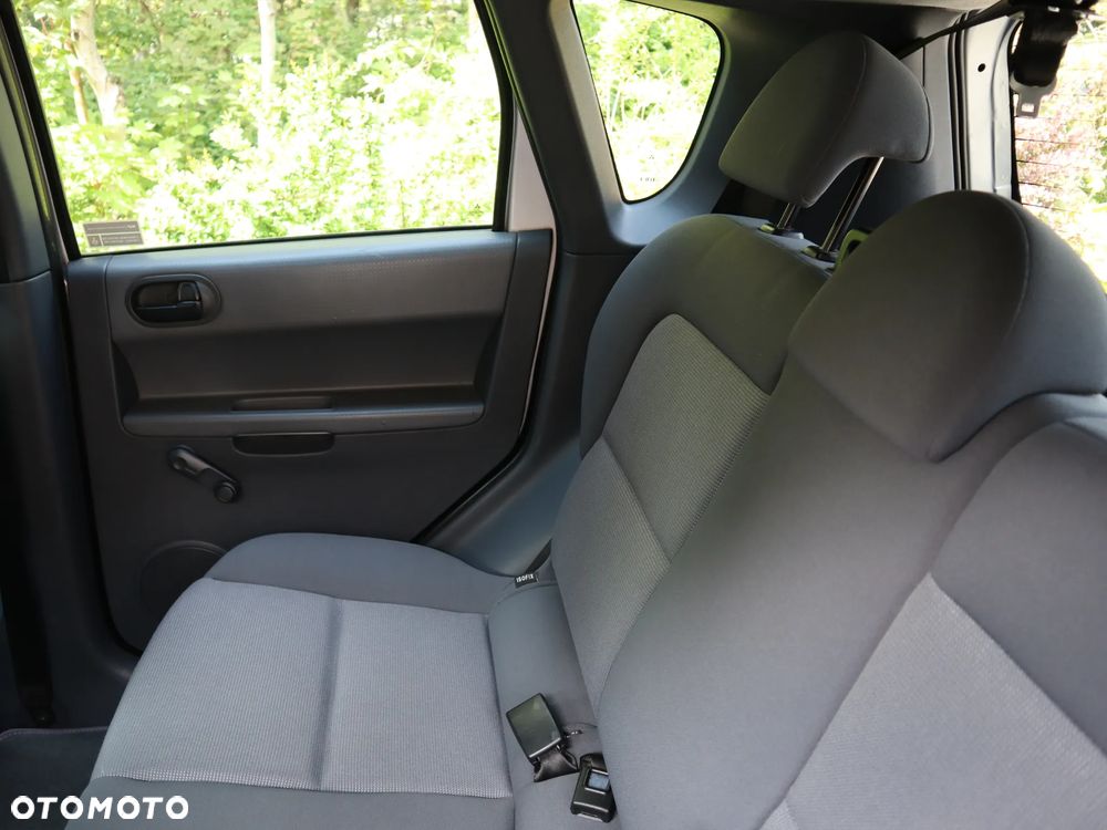 Mitsubishi Colt 1.3 Inform - 15