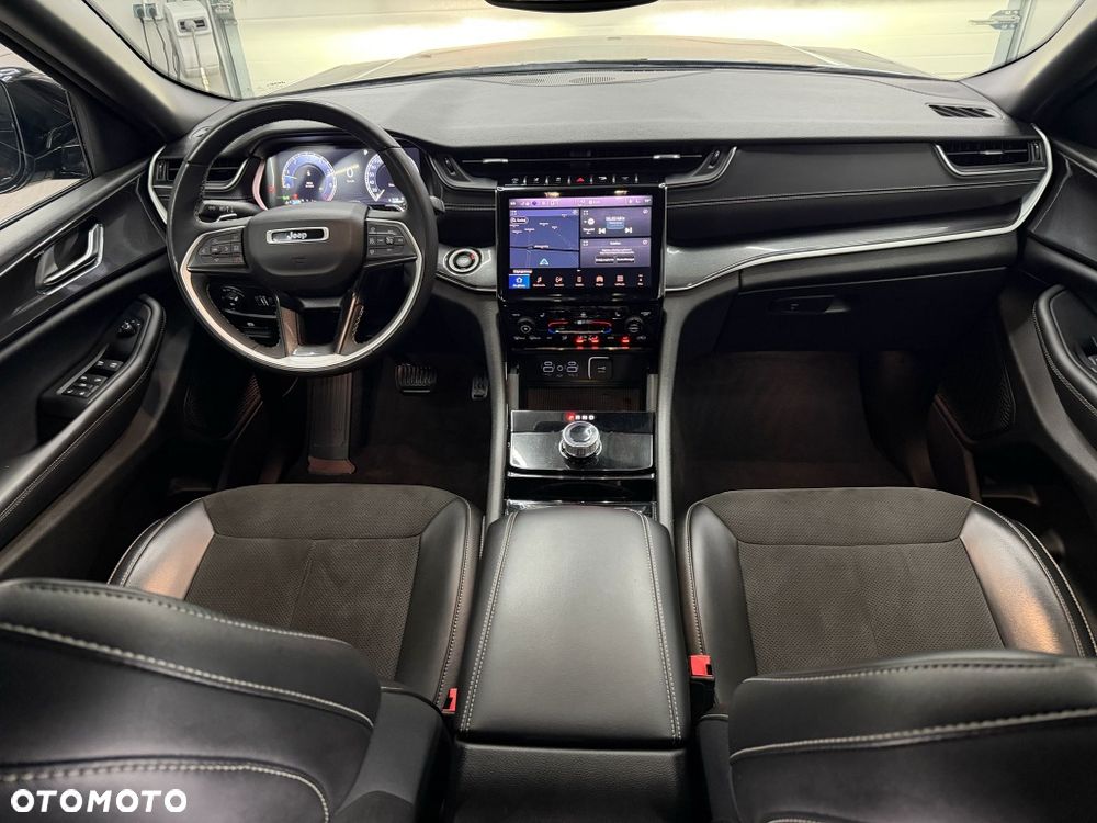 Jeep Grand Cherokee - 5