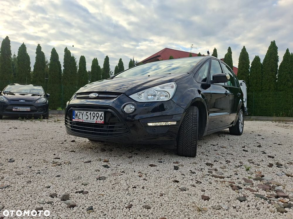 Ford S-Max - 16