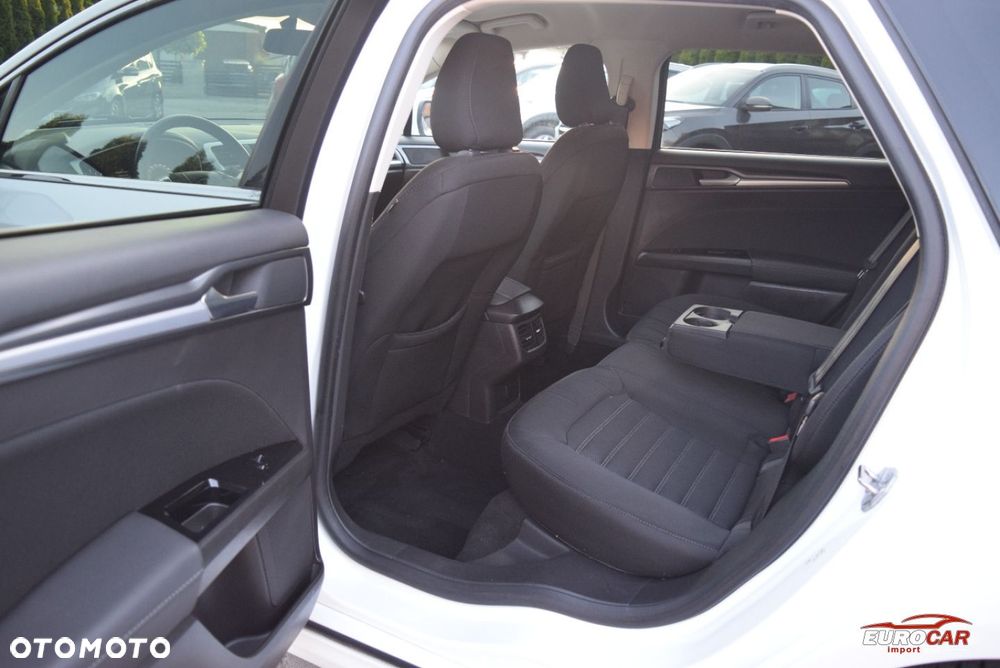 Ford Mondeo 2.0 TDCi Titanium - 19