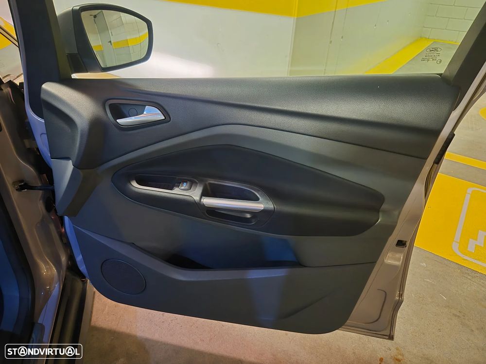 Ford Grand C-Max 1.6 TDCi Titanium - 50
