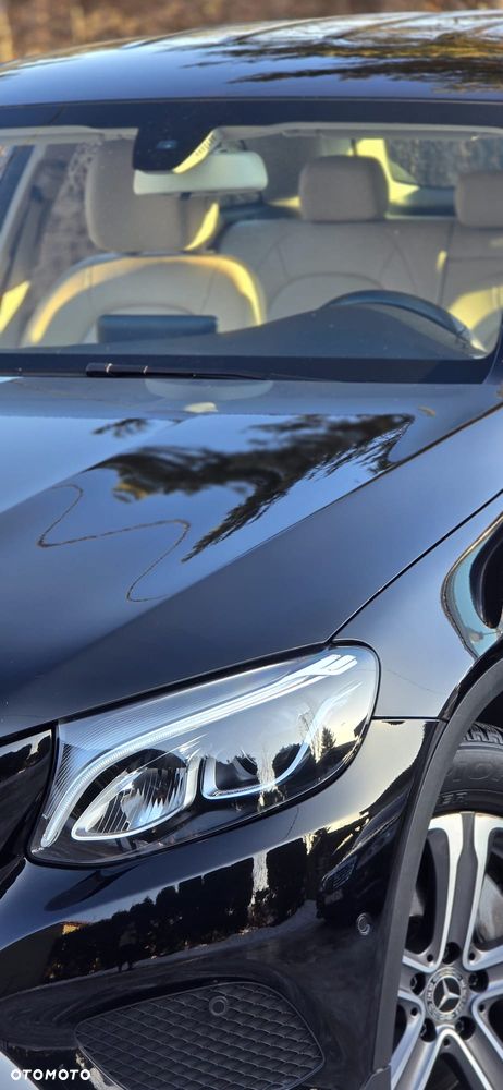 Mercedes-Benz GLC - 22