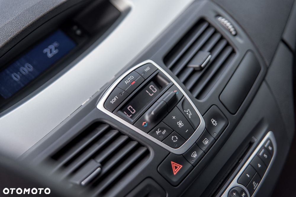 Renault Laguna 2.0 GT Turbo - 28