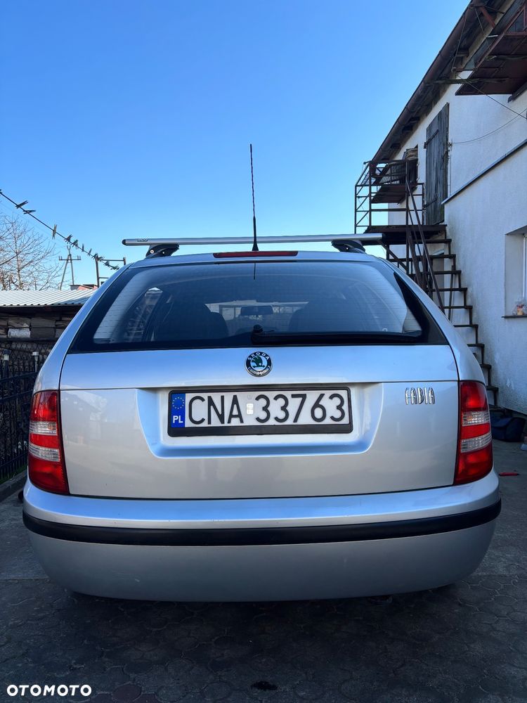 Skoda Fabia 1.4 16V Ambiente - 7