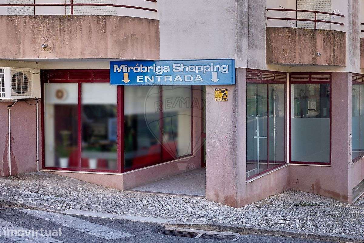 Loja  para arrendamento - Grande imagem: 2/16