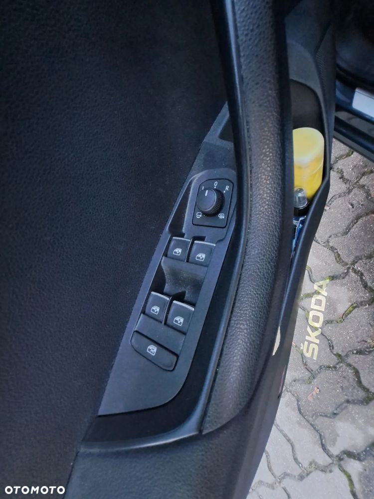Skoda Karoq 1.5 TSI ACT 4x2 Style - 12