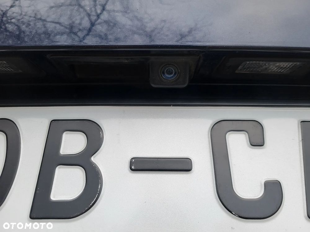 Volkswagen Passat 1.8 TSI Automatik Highline - 28