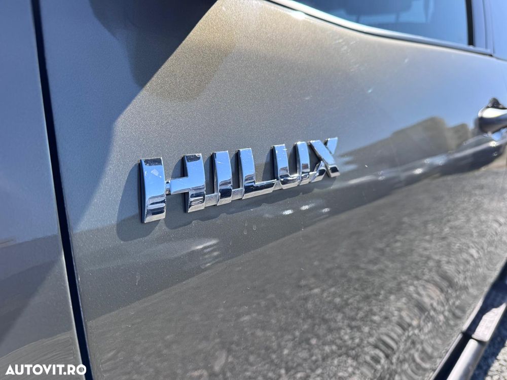 Toyota Hilux 2.8D 204CP 4x4 Double Cab AT Invincible - 10