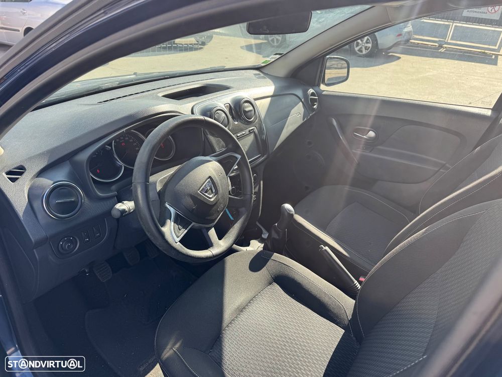 Dacia Sandero - 7