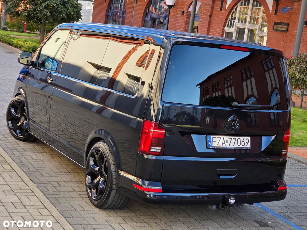 Volkswagen Multivan - 11