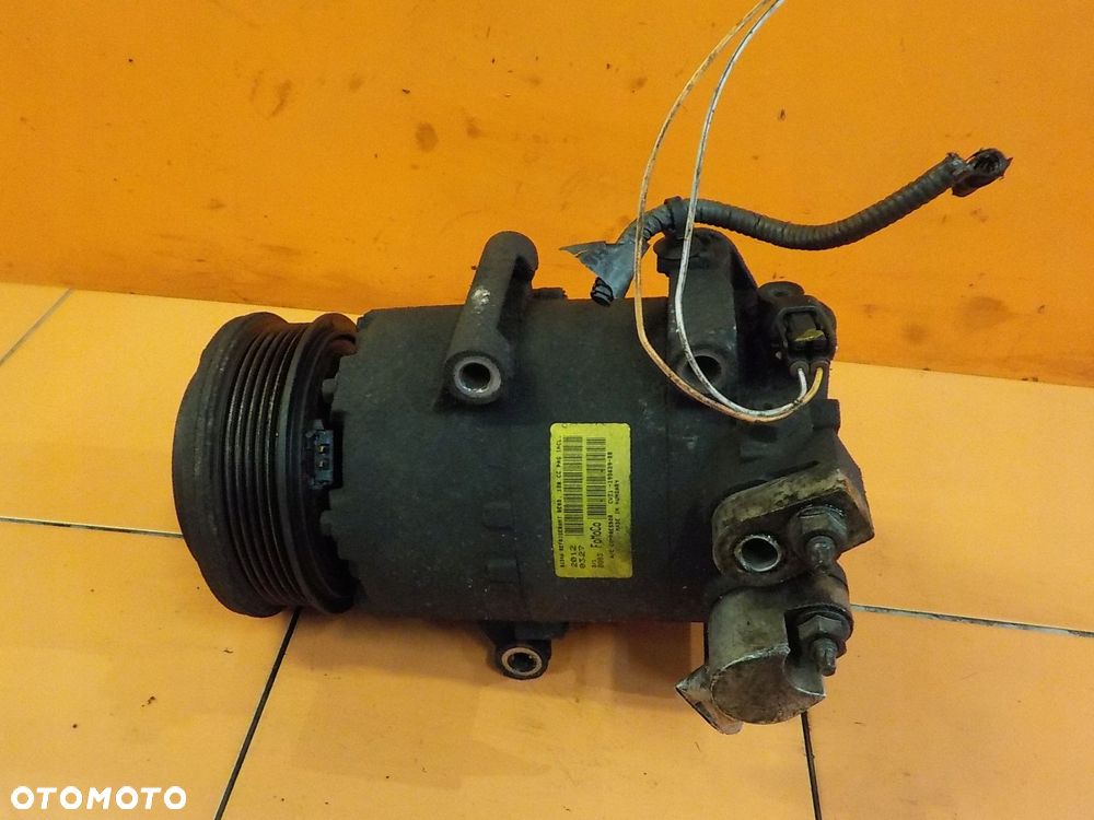 FIESTA MK7 1.6 TDCI 13r 95KM TZJA sprezarka klimatyzacji CV21-19D629-BB - 1