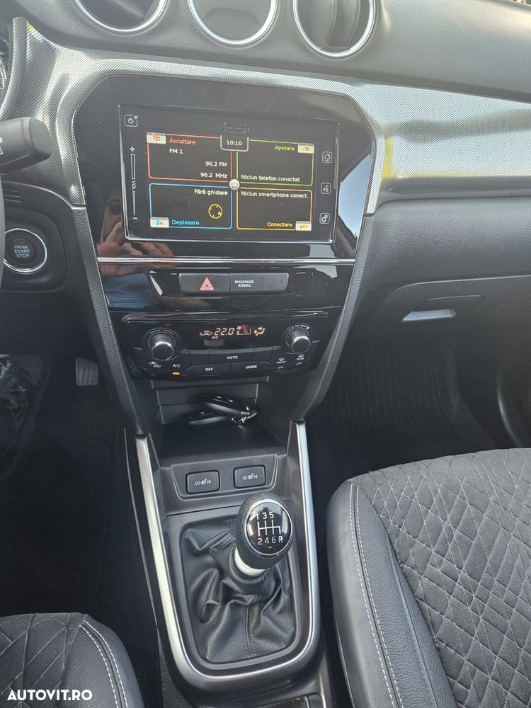 Suzuki Vitara 1.4 Boosterjet MHEV Spirit - 10