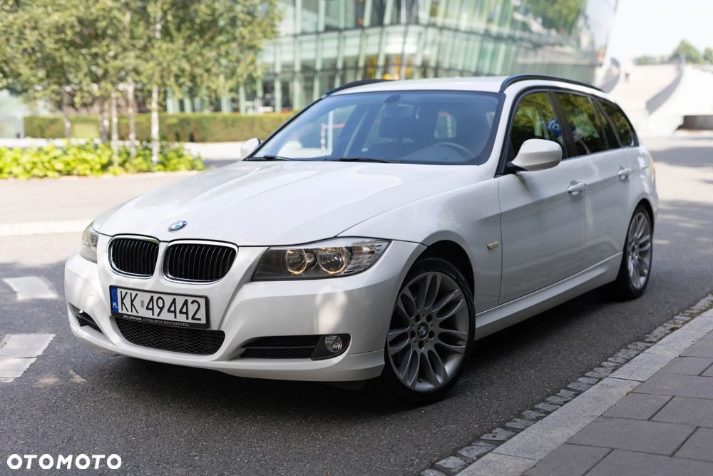 BMW Seria 3 318d DPF - 6