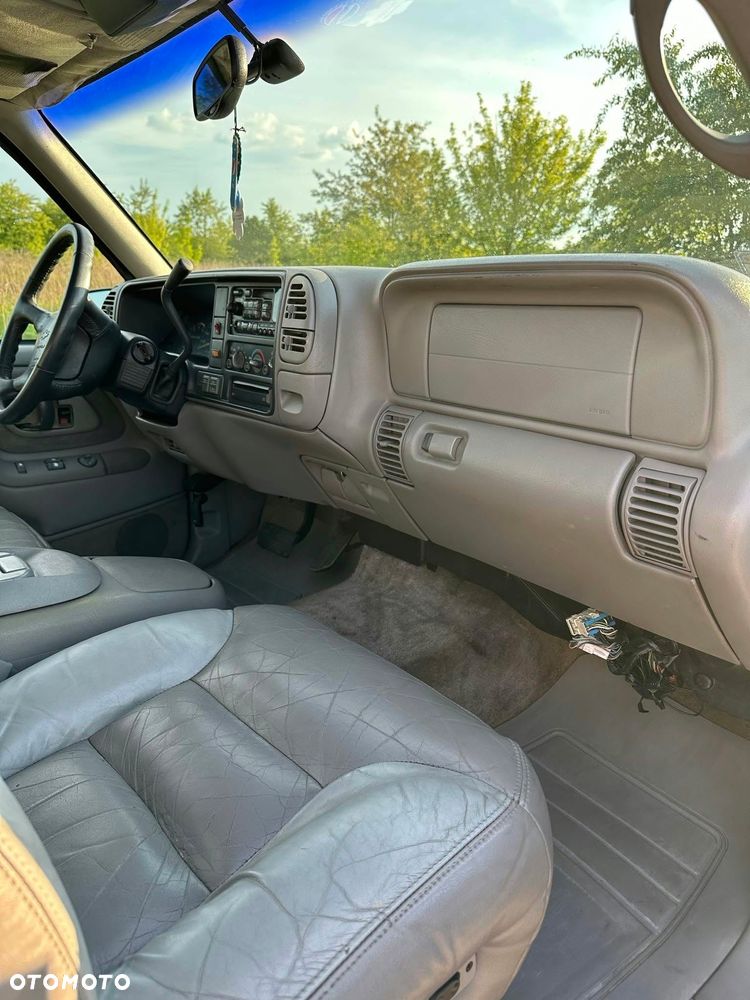 Chevrolet Tahoe - 10