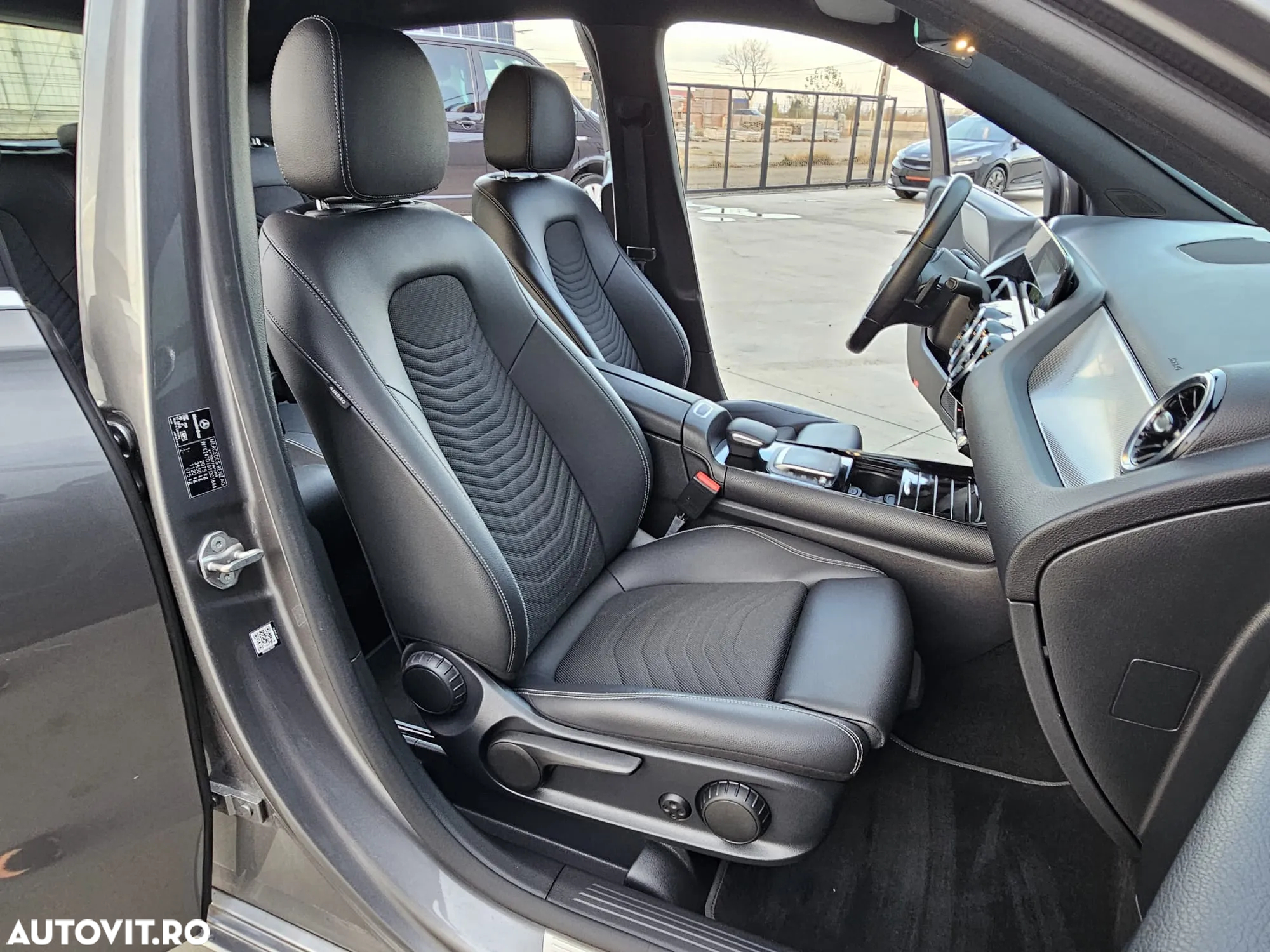 Mercedes-Benz B 180 d 8G-DCT Style - 14