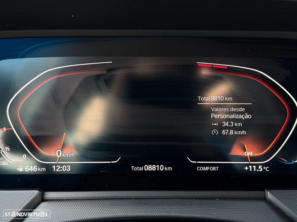 BMW 116 d Pack Desportivo M Auto - 9