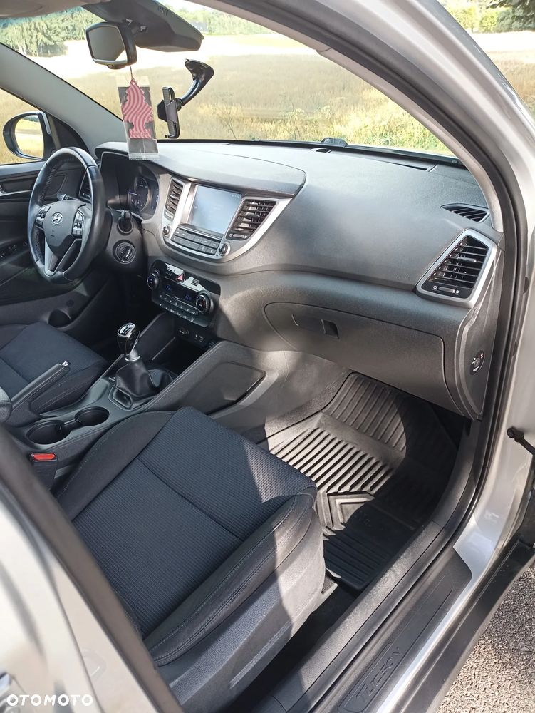 Hyundai Tucson 1.7 CRDI BlueDrive Comfort 2WD - 7