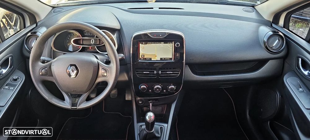 Renault Clio 1.2 16V 75 LIMITED - 6