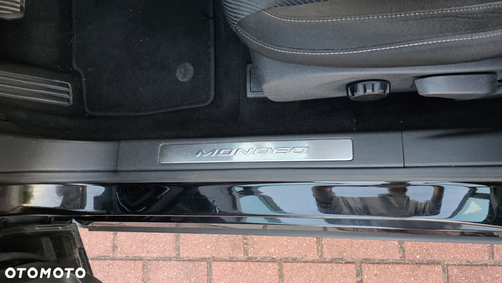 Ford Mondeo 1.5 EcoBoost Titanium - 19