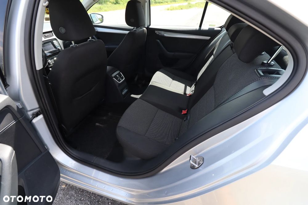 Skoda Octavia - 19