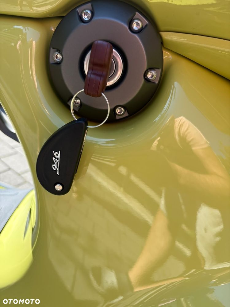 Vespa Inny - 12