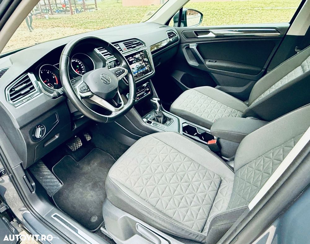 Volkswagen Tiguan - 3