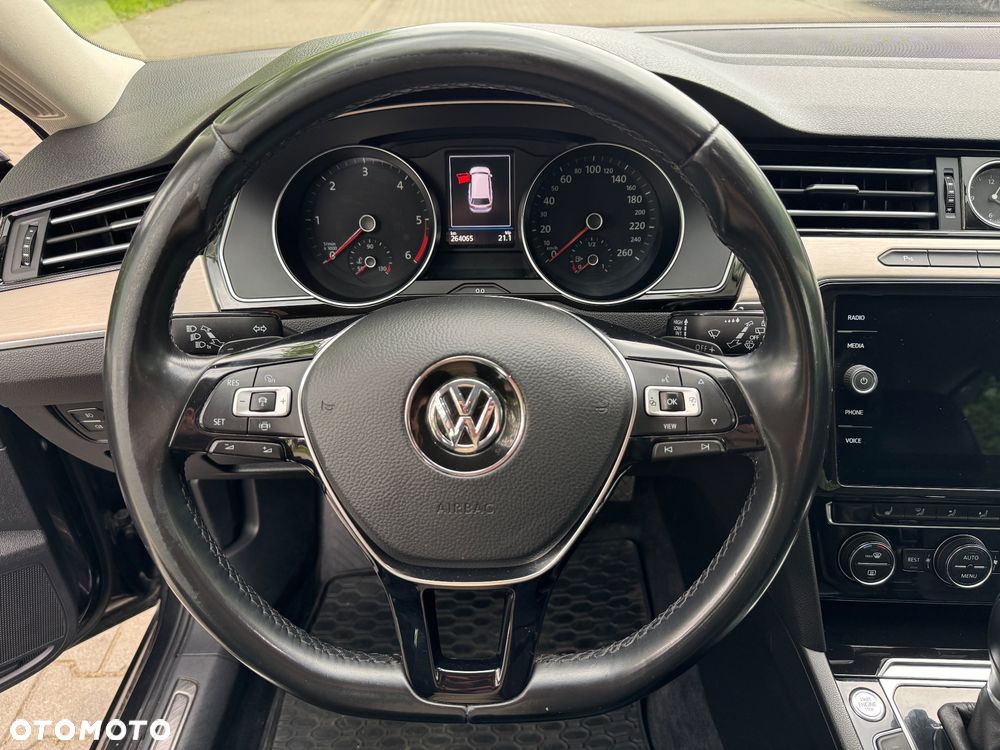 Volkswagen Passat 2.0 TDI SCR Highline DSG - 15