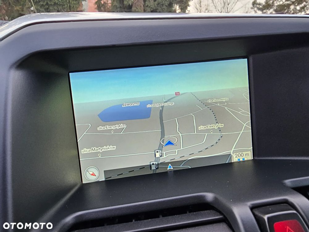 Volvo XC 60 D4 Geartronic Summum - 16