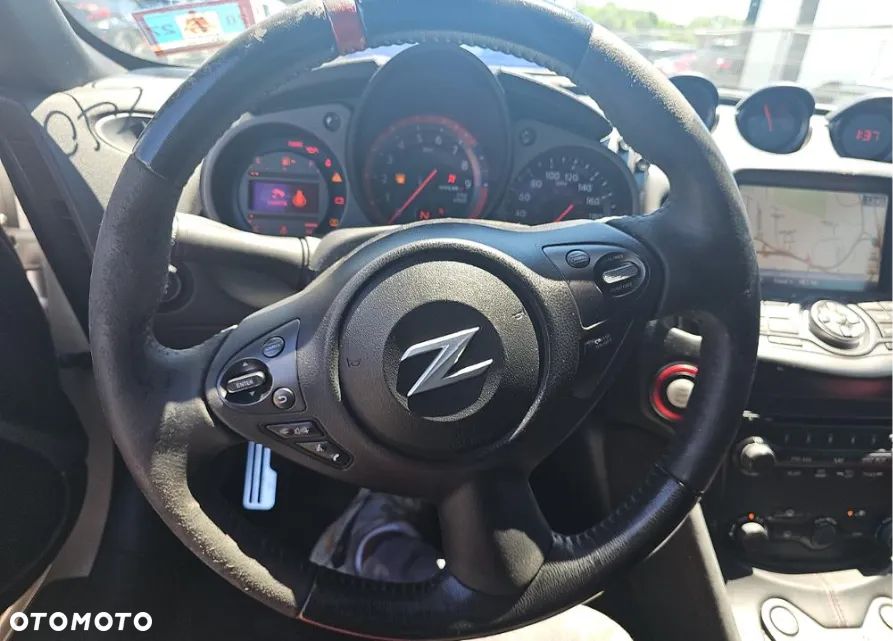 Nissan 370 Z 3.7 V6 Nismo - 8