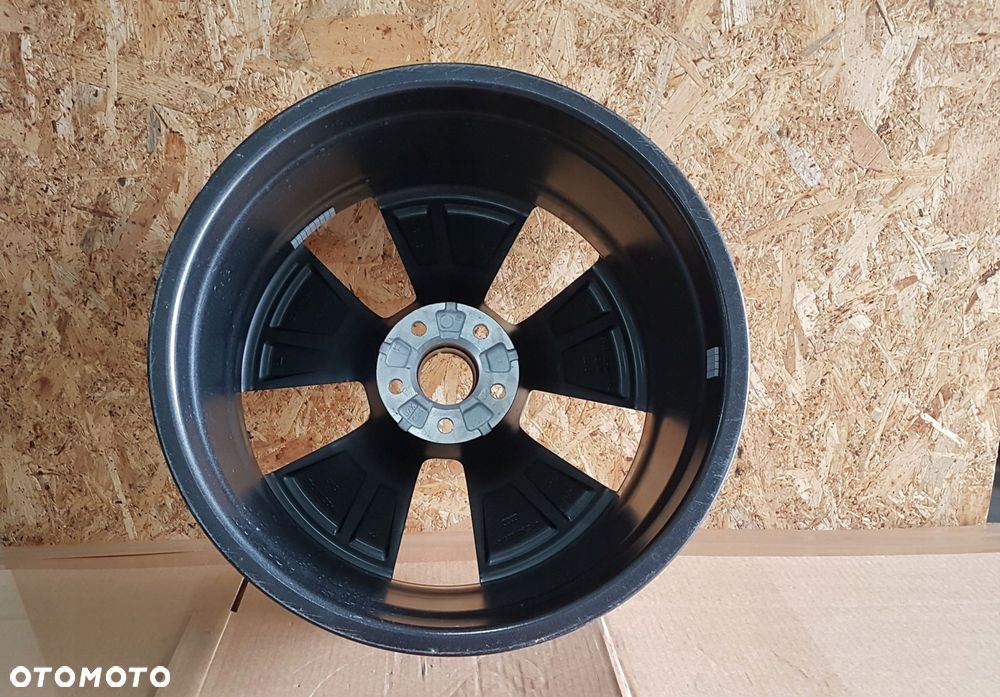 felga audi e-tron 4ke 8.5jx19 et36 - 8