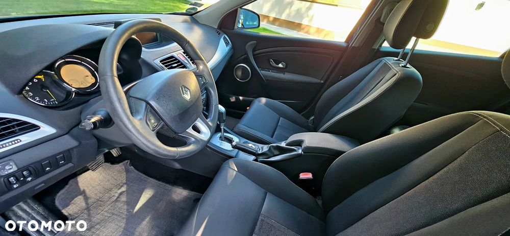 Renault Megane 2.0 16V Privilege CVT - 7