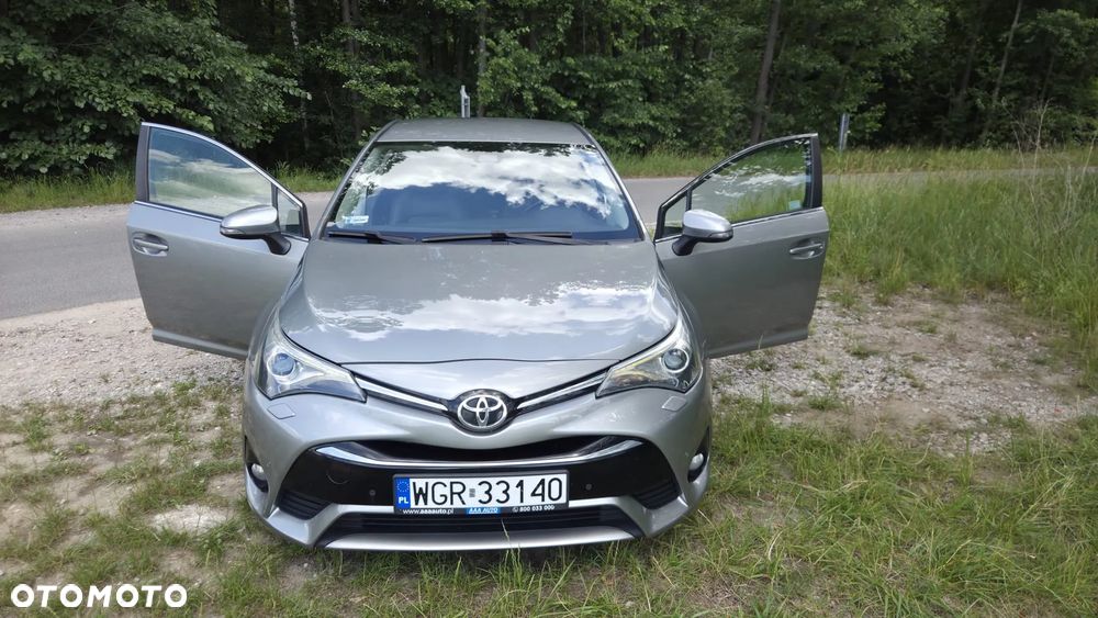 Toyota Avensis 2.0 D-4D Prestige - 7