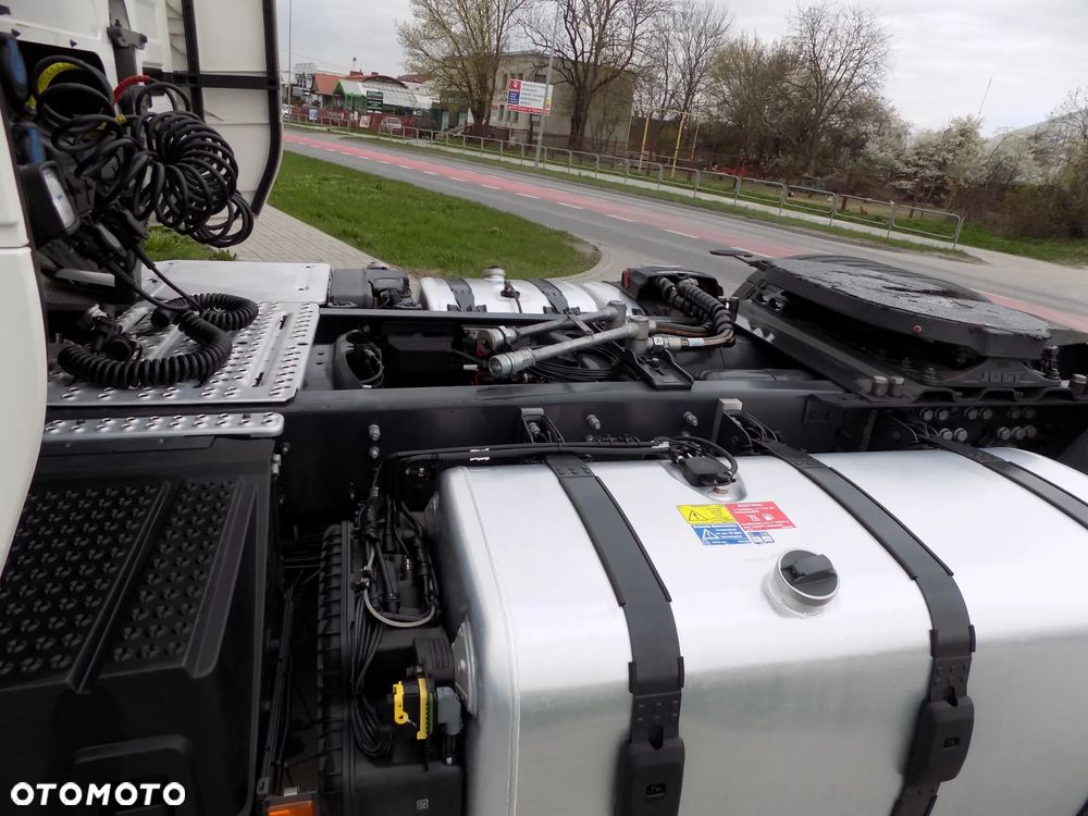 Scania R460 SUPER - 17