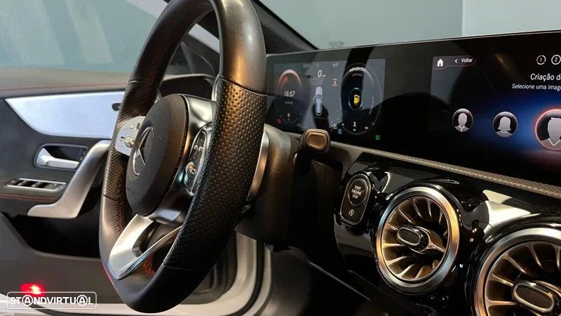 Mercedes-Benz CLA 220 d Shooting Brake AMG Line Aut. - 32