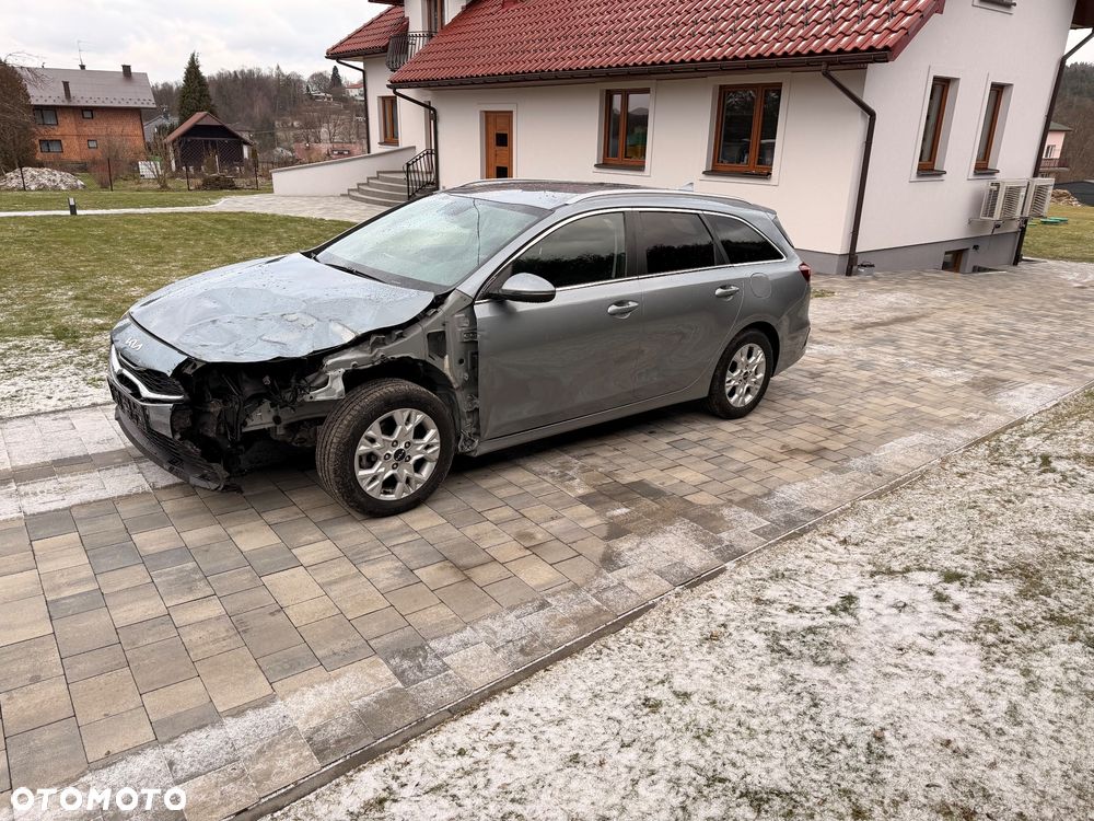 Kia Ceed 1.5 T-GDI DCT7 OPF Vision - 9