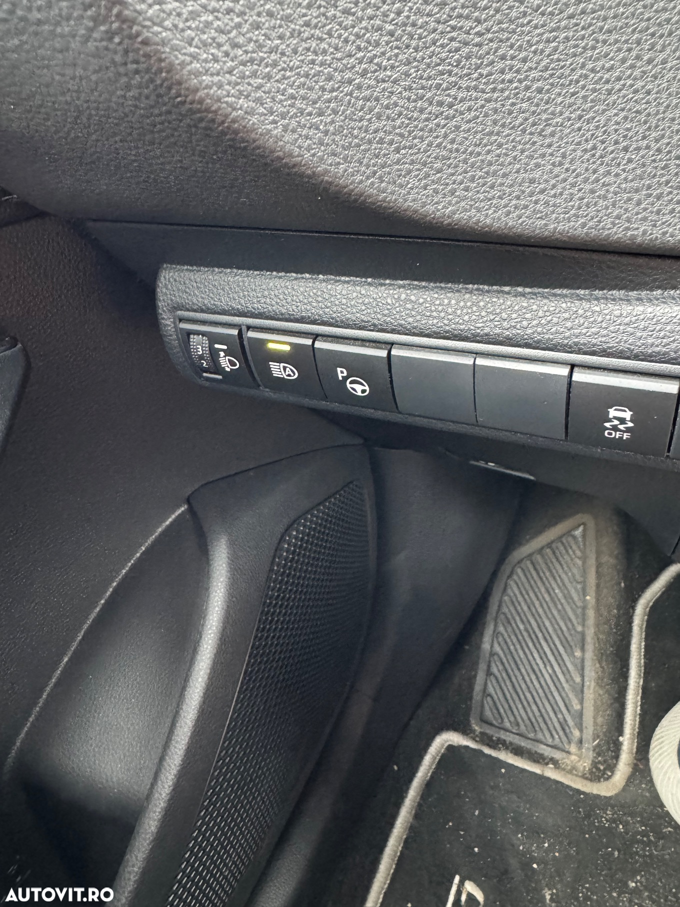 Toyota Corolla 1.8 HSD Exclusive - 21