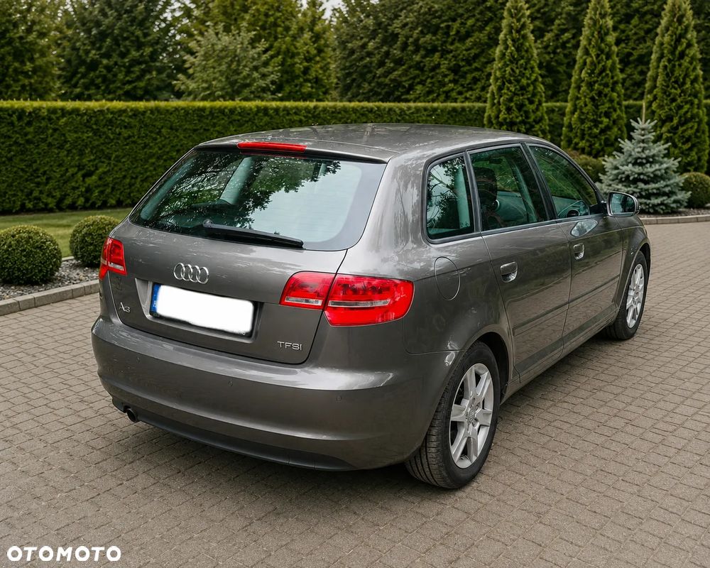 Audi A3 Sportback - 4
